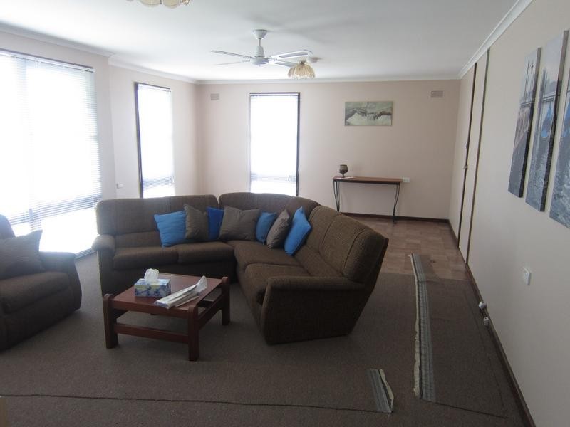 6 Teece Street, Weston NSW 2326