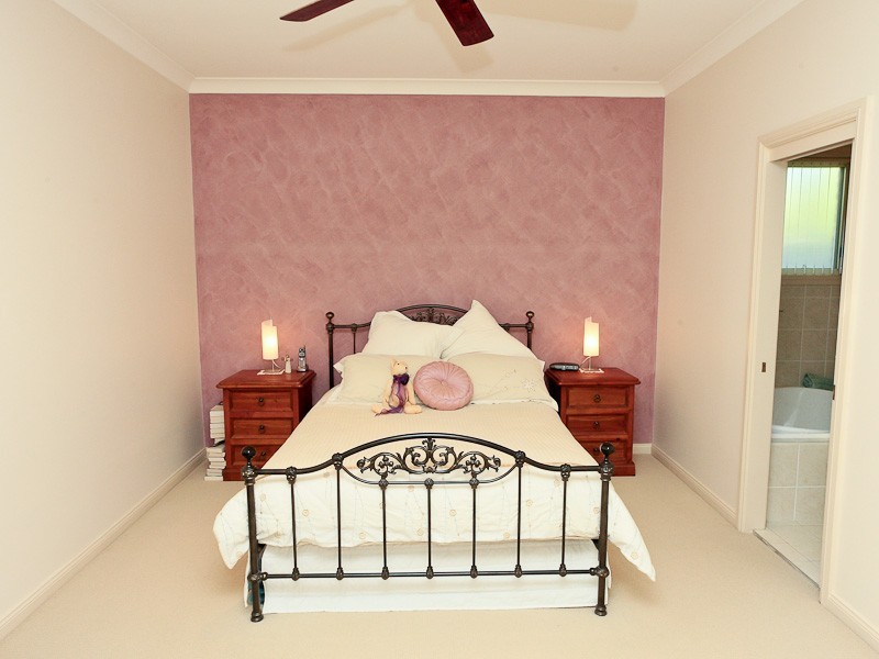 18 Acacia Street, Kurri Kurri NSW 2327