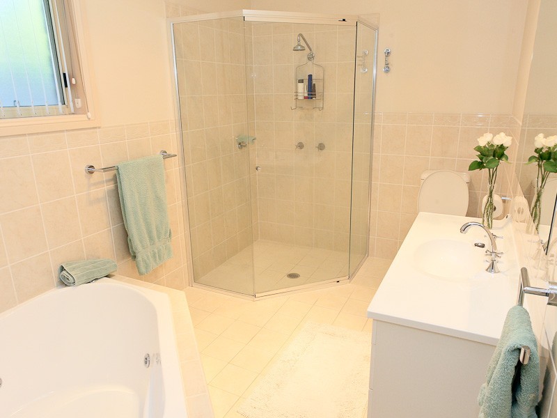 18 Acacia Street, Kurri Kurri NSW 2327