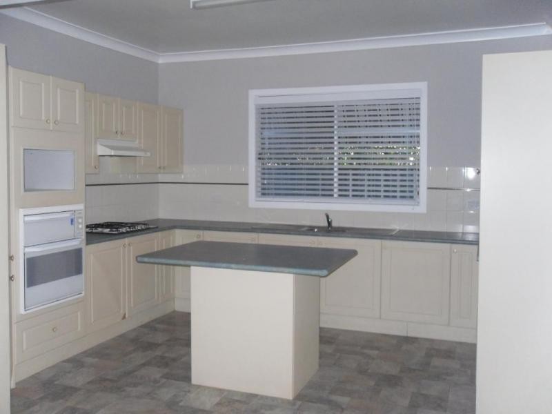 39 Rawson Street, Kurri Kurri NSW 2327