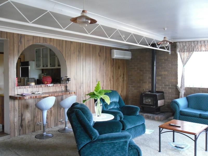 18 Maitland Street, Abermain NSW 2326