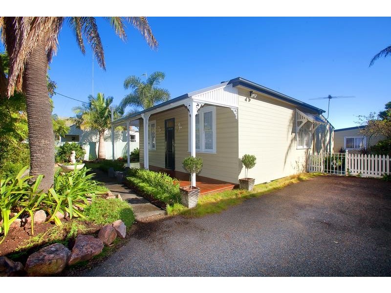 25 Railway Street, Kurri Kurri NSW 2327