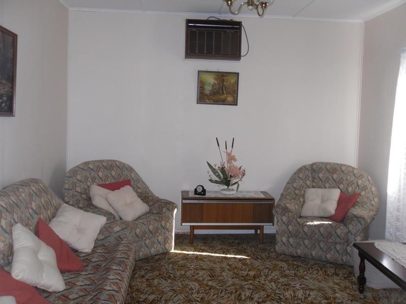 8 Seventh Street, Weston NSW 2326