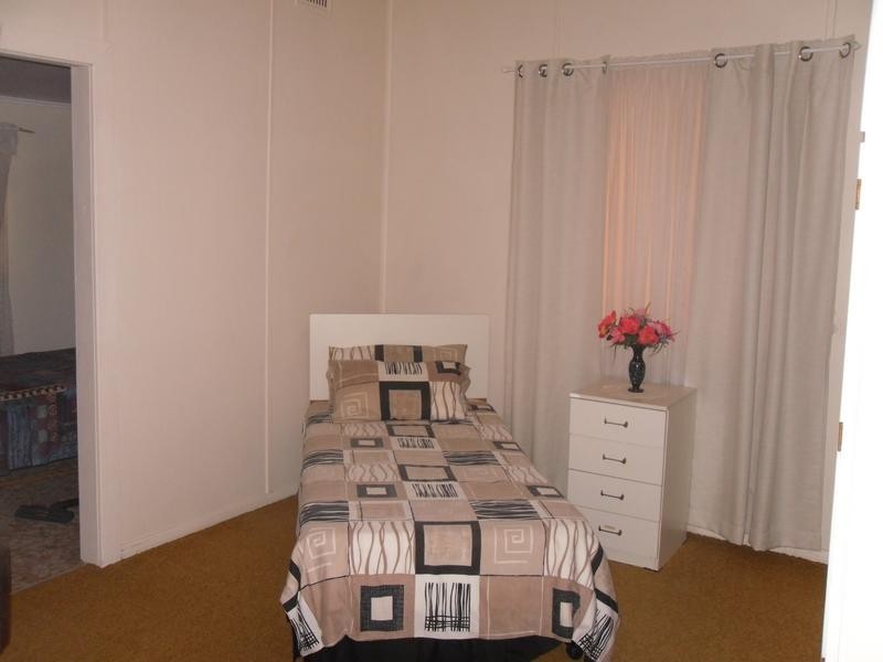 8 Seventh Street, Weston NSW 2326