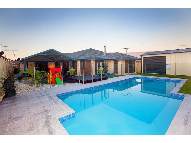 6 Parker Place, Kurri Kurri NSW 2327