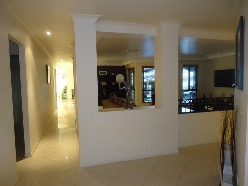 6 Parker Place, Kurri Kurri NSW 2327