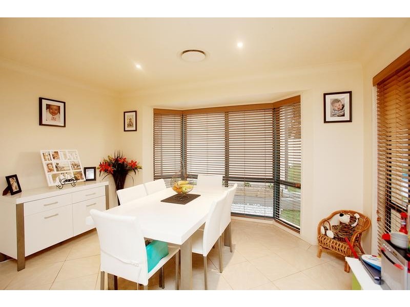 6 Parker Place, Kurri Kurri NSW 2327