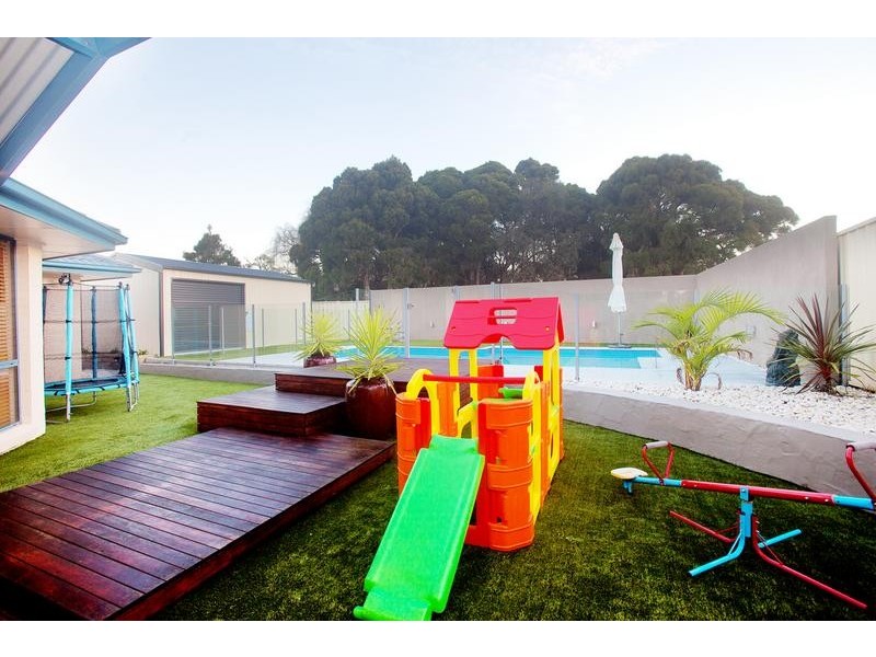 6 Parker Place, Kurri Kurri NSW 2327