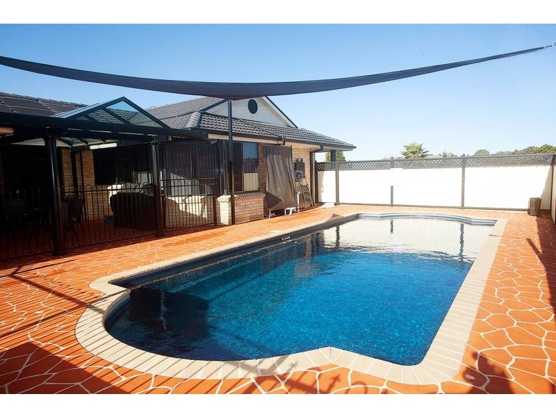 52 Acacia Street, Kurri Kurri NSW 2327