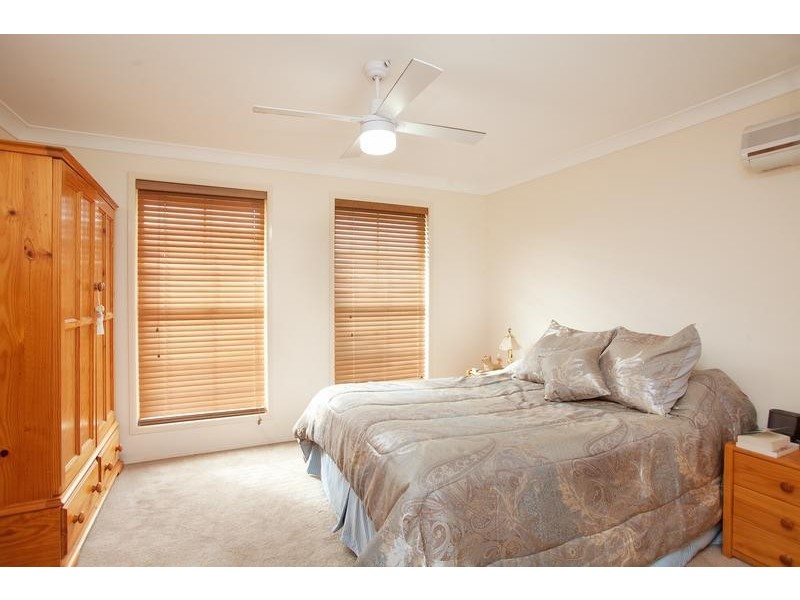 5 Fitzgibbon Place, Kurri Kurri NSW 2327