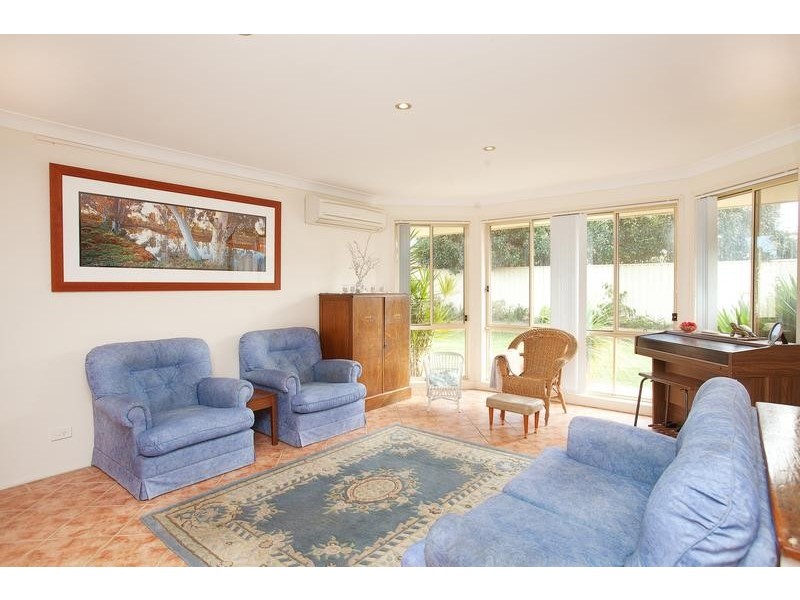 5 Fitzgibbon Place, Kurri Kurri NSW 2327