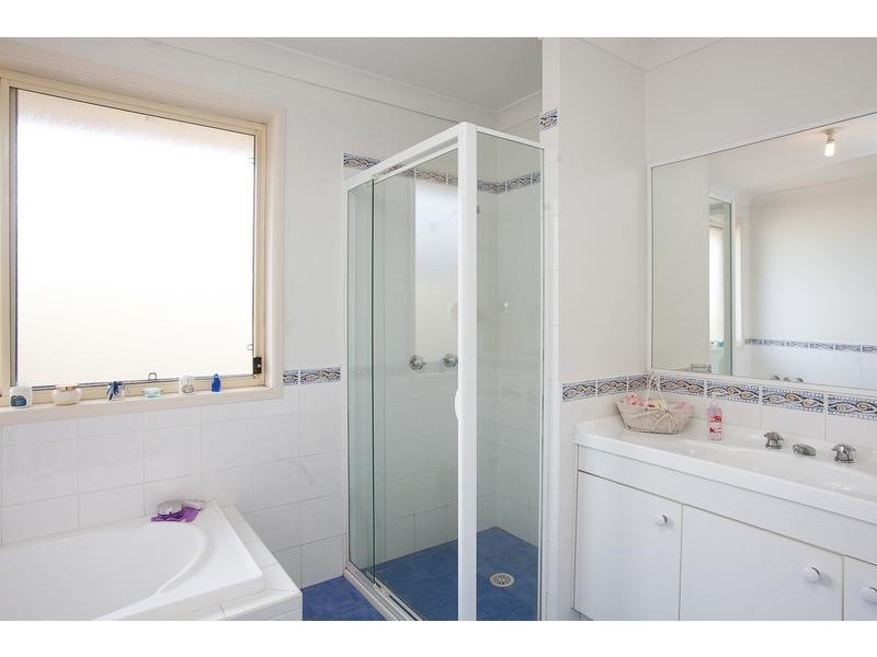 5 Fitzgibbon Place, Kurri Kurri NSW 2327