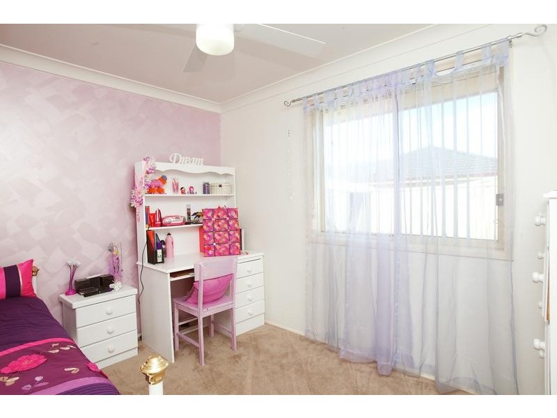 5 Fitzgibbon Place, Kurri Kurri NSW 2327