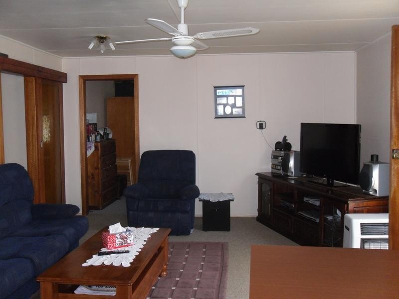 14 Dixon Street, Cessnock NSW 2325