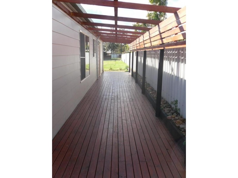 2 Stuart Street, Abernethy NSW 2325