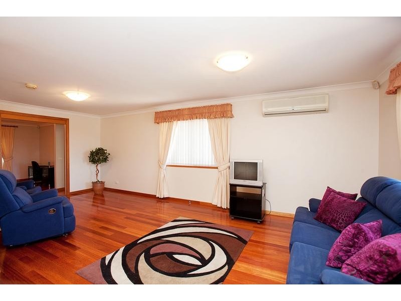 6 Davies Street, Gillieston Heights NSW 2321