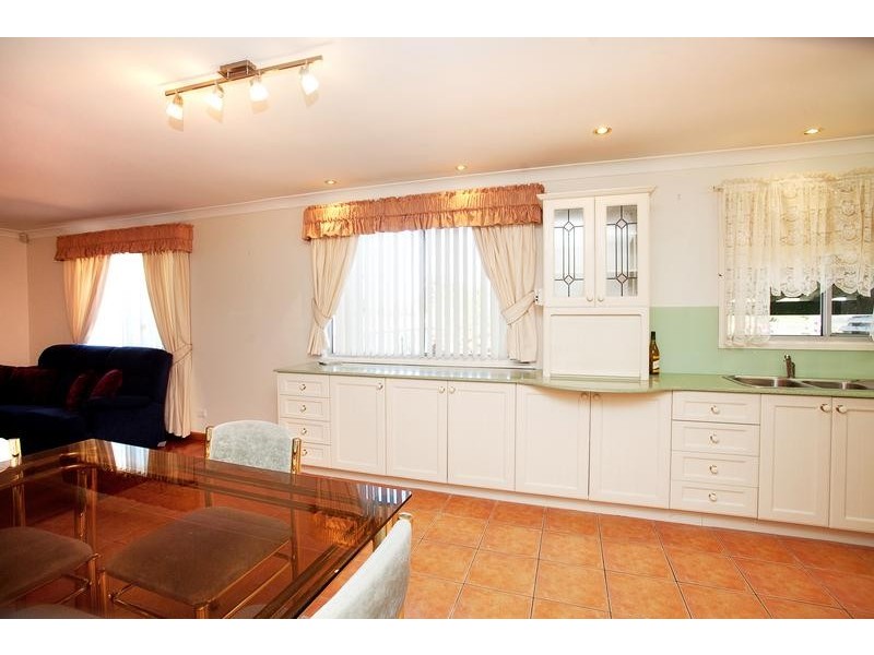 6 Davies Street, Gillieston Heights NSW 2321