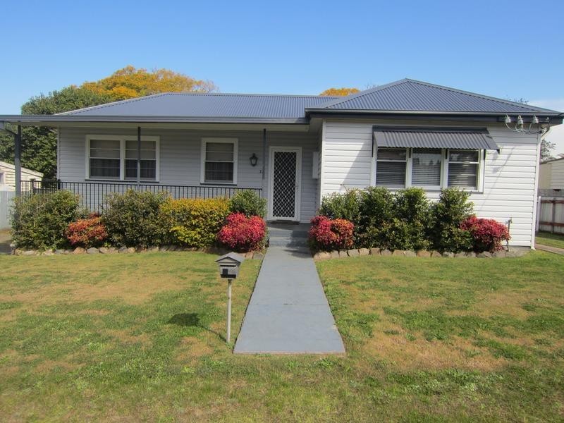 32 Gillies Street, Kurri Kurri NSW 2327