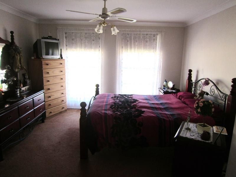 13 Hamilton Street, Abernethy NSW 2325