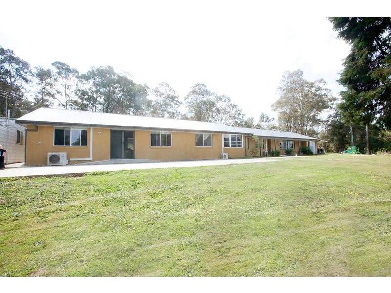 6 Tunnel Road, Cessnock NSW 2325