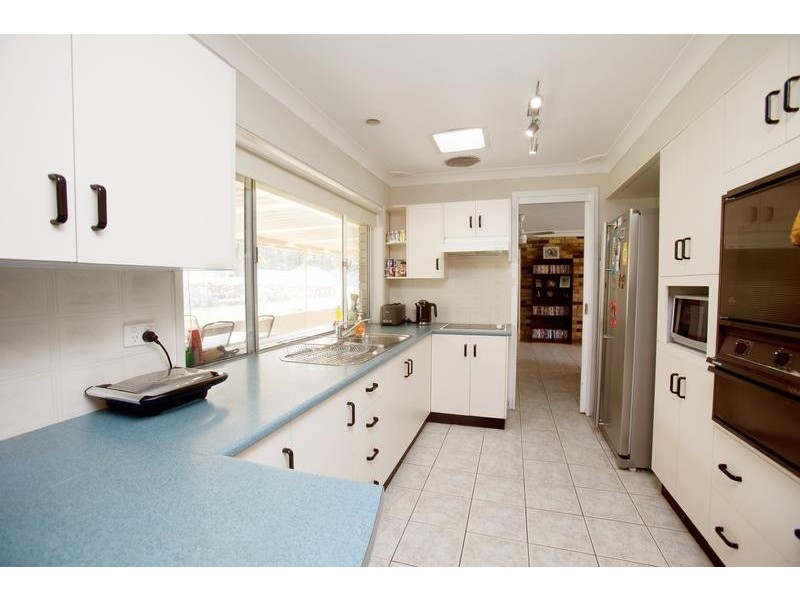 6 Tunnel Road, Cessnock NSW 2325