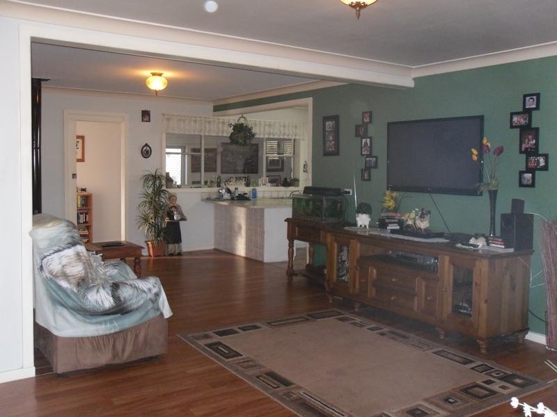 3 Cessnock Road, Weston NSW 2326