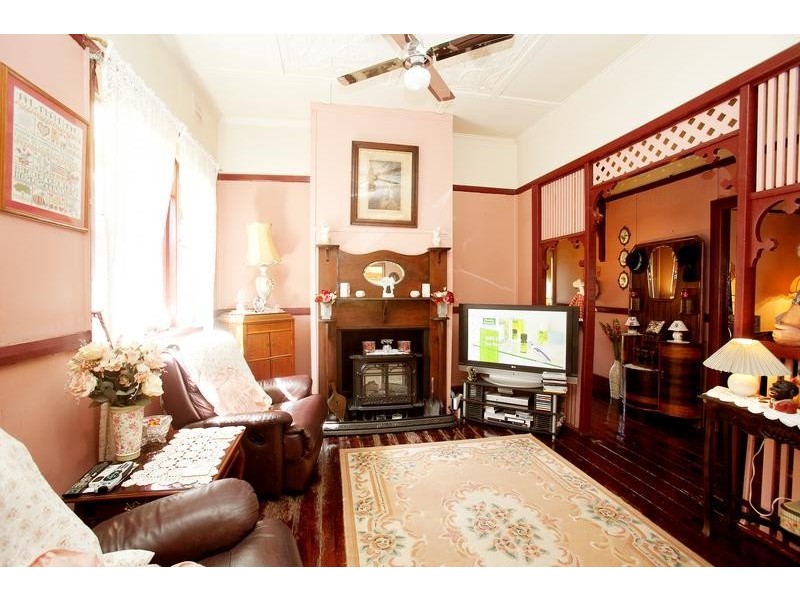 37 Maitland Street, Kurri Kurri NSW 2327