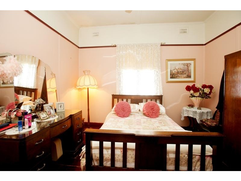 37 Maitland Street, Kurri Kurri NSW 2327