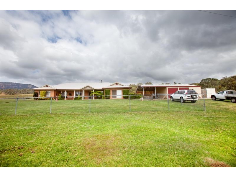 483 Sandy Creek Road, Mount Vincent NSW 2323