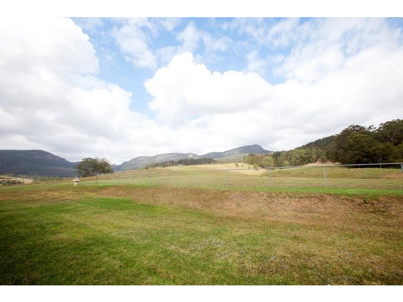 483 Sandy Creek Road, Mount Vincent NSW 2323