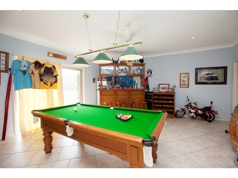 483 Sandy Creek Road, Mount Vincent NSW 2323