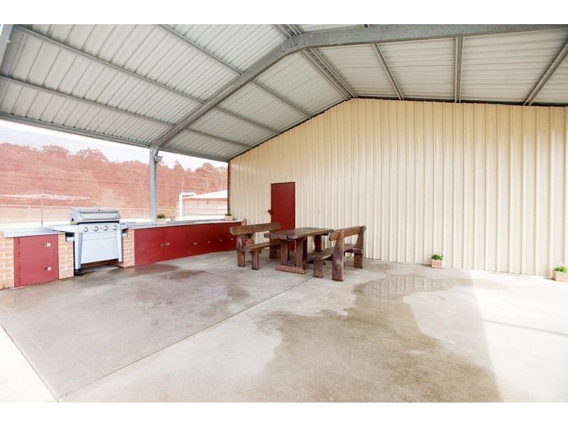 483 Sandy Creek Road, Mount Vincent NSW 2323