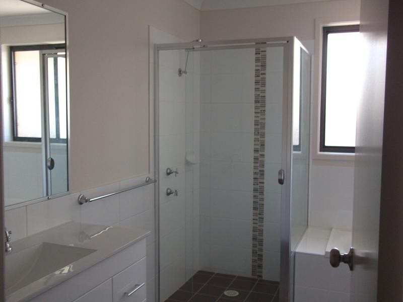 1 Hepburn Cls, Rutherford NSW 2320