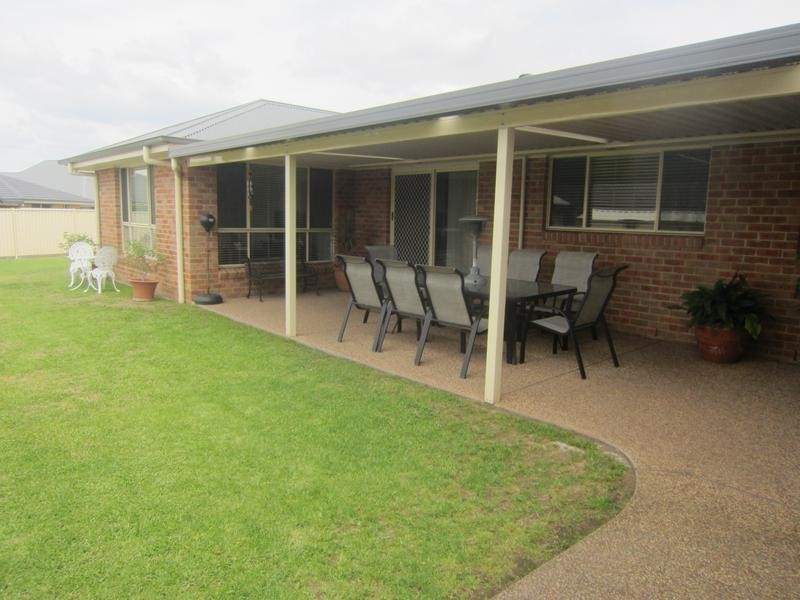 3 Connel Drive, Heddon Greta NSW 2321