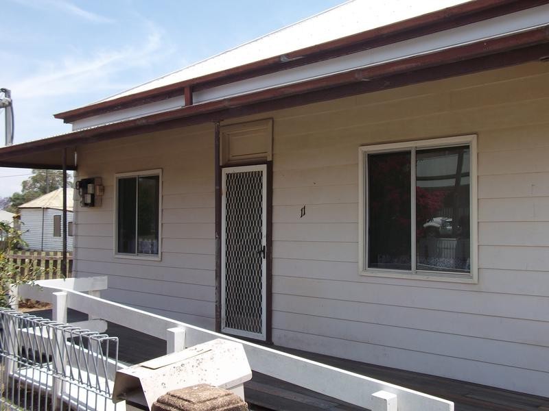 11 Waratah St, Kurri Kurri NSW 2327