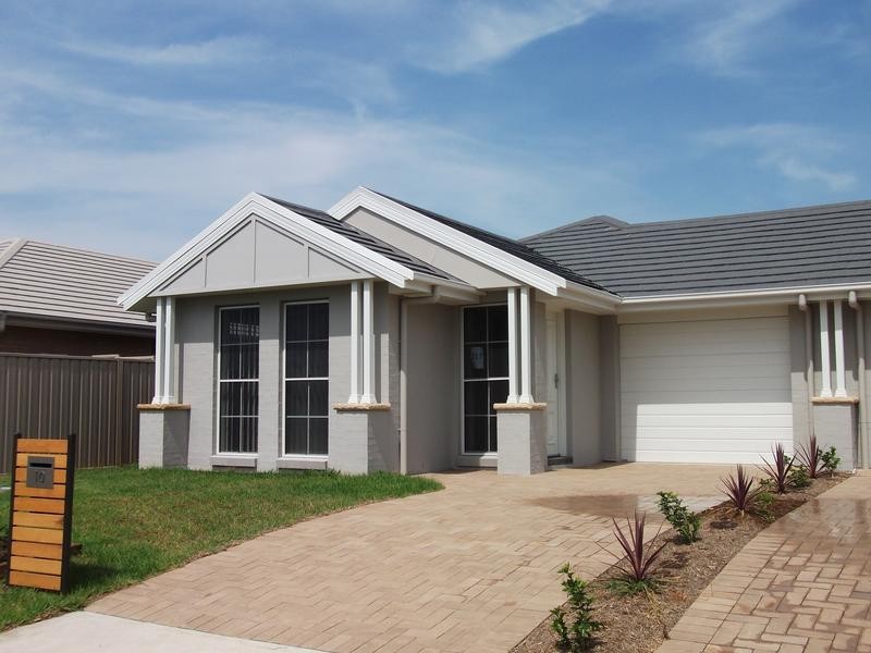 10 Connel Drv, Heddon Greta NSW 2321