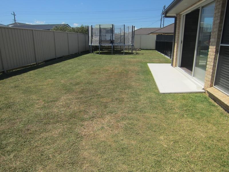 10 Ashleigh Street, Heddon Greta NSW 2321