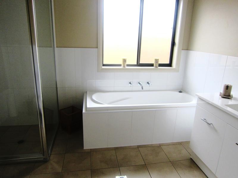 27 Connel Drive, Heddon Greta NSW 2321