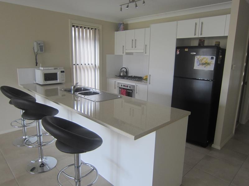 27 Connel Drive, Heddon Greta NSW 2321