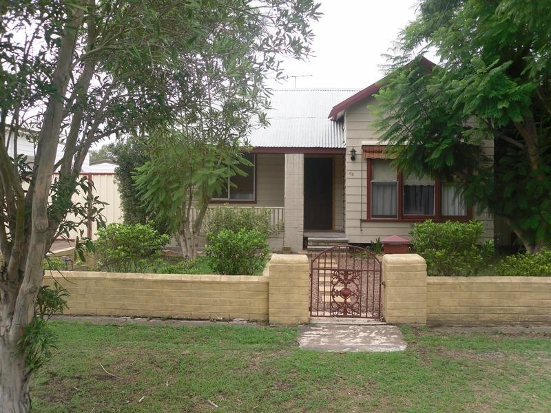 42 Scott Street, Weston NSW 2326