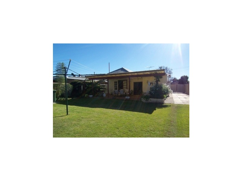 42 Scott Street, Weston NSW 2326