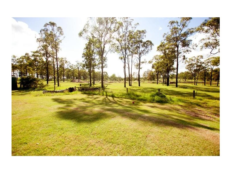 60 Metcalfe Lane, Sawyers Gully NSW 2326