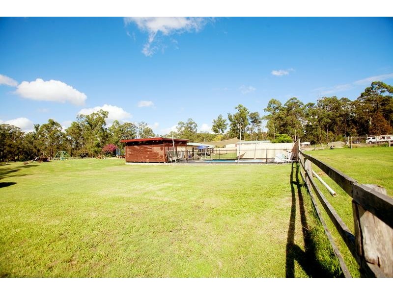 60 Metcalfe Lane, Sawyers Gully NSW 2326