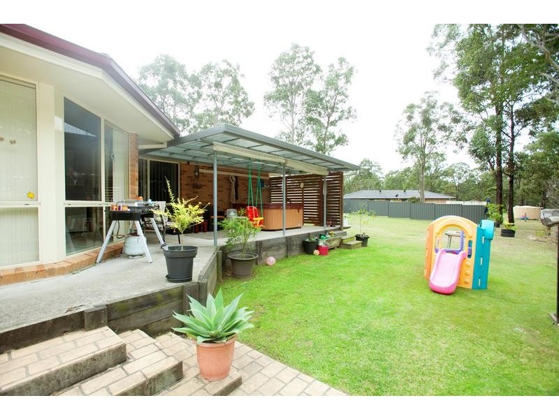 13 Grey Gum Drive, Weston NSW 2326
