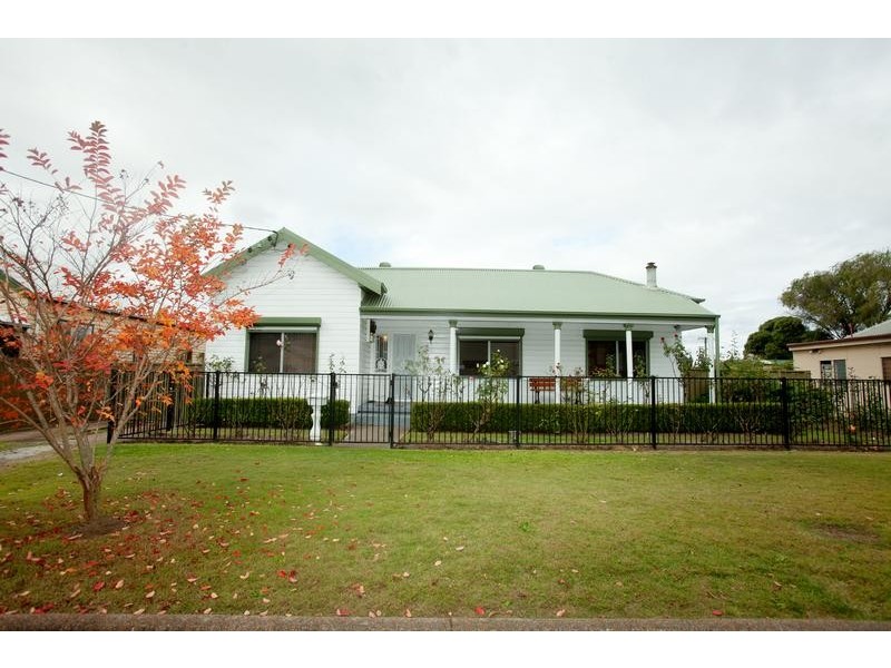 15 Hall Street, Weston NSW 2326