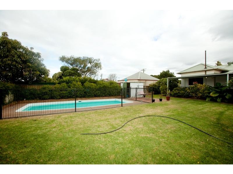 15 Hall Street, Weston NSW 2326
