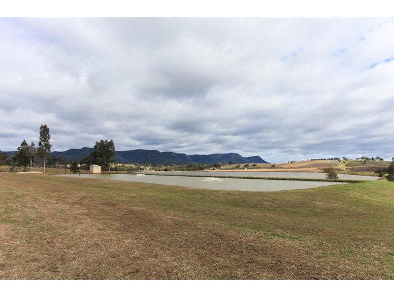 73 – 74/73 – 74 Cnr Broke Rd & McDonalds Rd, Pokolbin NSW 2320