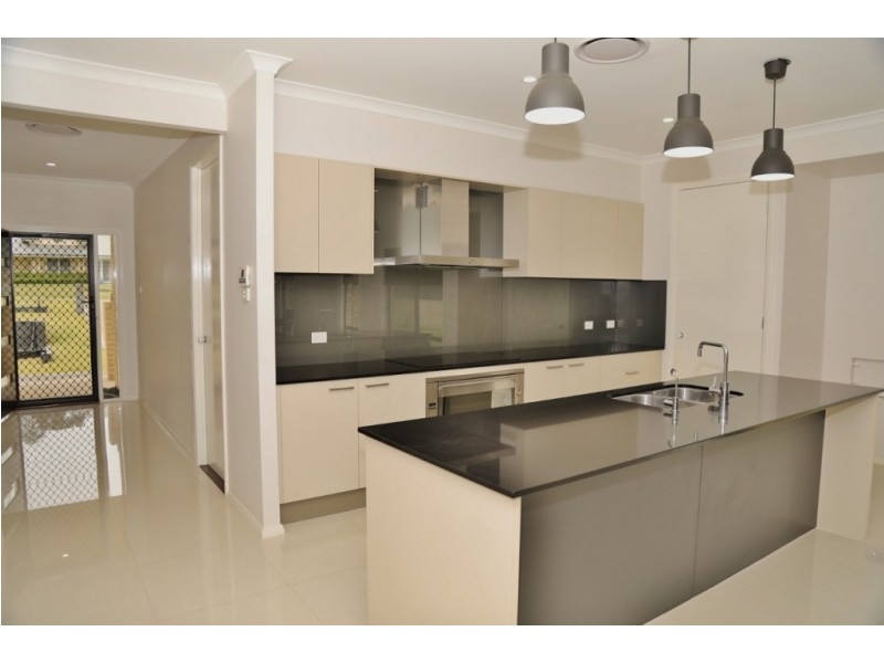 10 Kookaburra Close, Weston NSW 2326