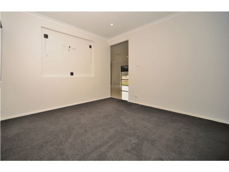 10 Kookaburra Close, Weston NSW 2326