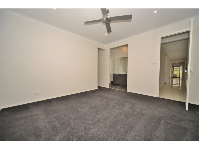 10 Kookaburra Close, Weston NSW 2326